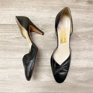 Salvatore Ferragamo Leather Heels Black 9